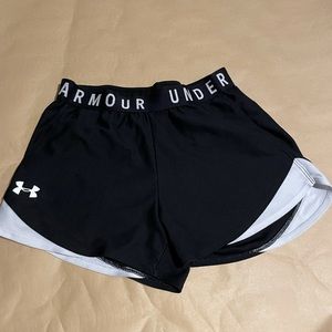 under armor black xs shorts